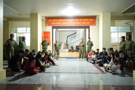 Cần Thơ: Khởi tố, tạm giam 6 đối tượng trong vụ hỗn chiến bằng bom xăng, súng tự chế