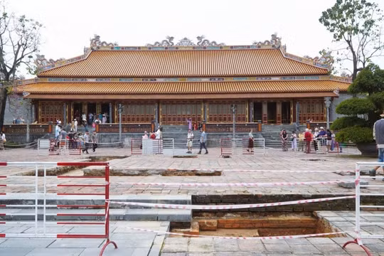 Phục hồi di tích Đại Cung Môn ở Huế