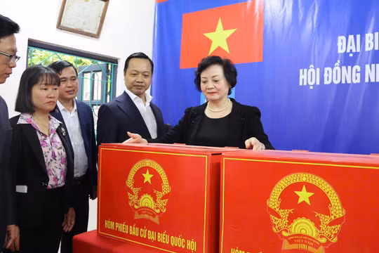 Thi đua thực hiện '3 nhất' trong bầu cử: Nhanh nhất, chất lượng tốt nhất, tỉ lệ cử tri tham gia cao nhất