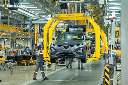 Đề xuất tiếp tục miễn lệ phí trước bạ với ô tô điện đến hết 2030