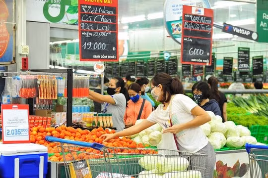 Xử lý nghiêm hành vi loan tin, đưa tin sai sự thật gây nhiễu loạn giá hàng hóa, dịch vụ
