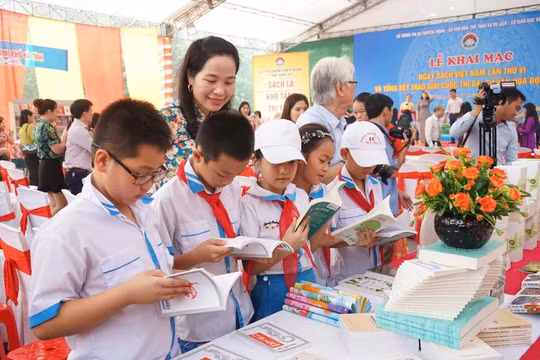 PGS.TS Bùi Hoài Sơn: Ngày Sách và Văn hóa đọc như một 'thiết chế mềm' nuôi dưỡng nền tảng tri thức xã hội