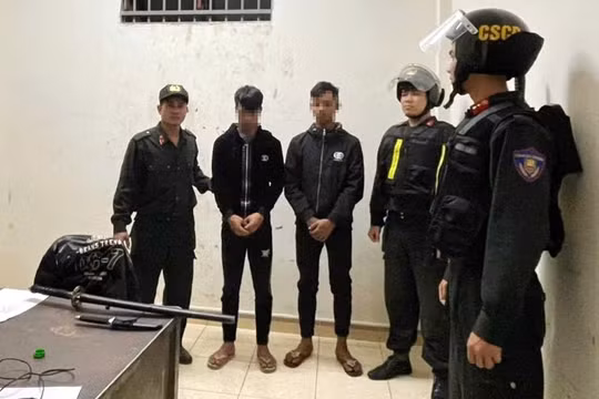 Gia Lai: Nhóm thanh, thiếu niên mang theo dao, kiếm đi giải quyết mâu thuẫn trong đêm
