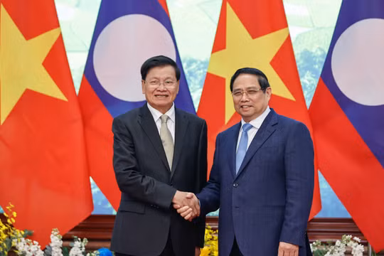 Việt Nam – Lào tăng cường phối hợp, thúc đẩy thương mại song phương hướng tới 5–10 tỷ USD