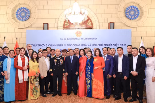 Thủ tướng Phạm Minh Chính: Người Việt tại Nga cần vươn lên, khẳng định vị thế, hướng về Tổ quốc