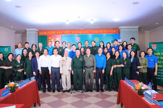 'Mãi khắc ghi lời Bác dạy' - Ngọn lửa soi đường thế hệ trẻ hôm nay