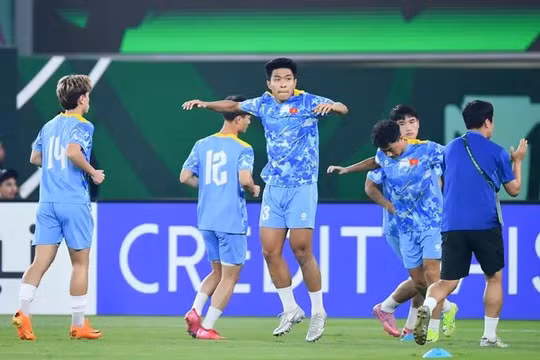 Điểm tin thể thao 14/1: U23 Việt Nam nghiên cứu lối chơi của U23 UAE, trận Chelsea -Arsenal đêm nay sẽ thử tài HLV Liam Rosenior