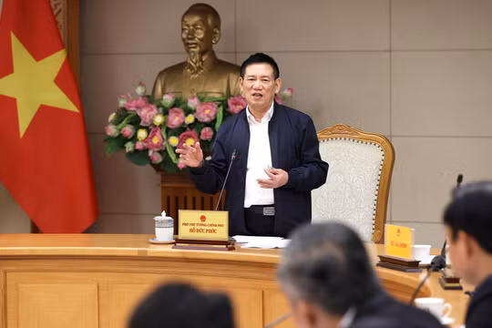 Chuyển Tổng công ty Đường sắt Việt Nam sang mô hình Tập đoàn phải tránh ‘bình mới rượu cũ’