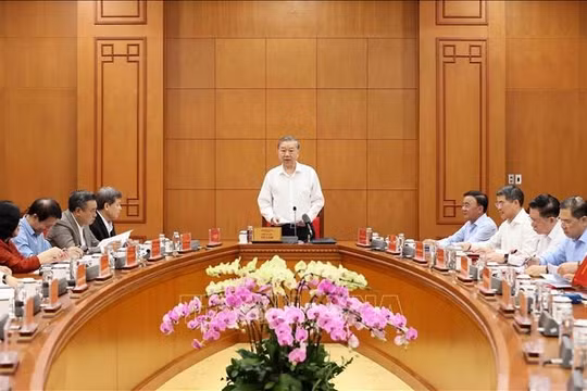 Tổng Bí thư chủ trì cuộc họp Thường trực BCĐ TƯ về phòng, chống tham nhũng, lãng phí, tiêu cực