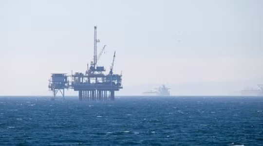 Ấn Độ chuẩn bị nhập khẩu dầu Iran lần đầu sau 7 năm