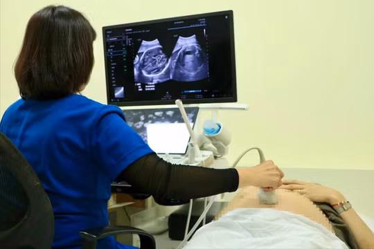 Đề xuất đình chỉ hành nghề bác sĩ tiết lộ giới tính thai nhi