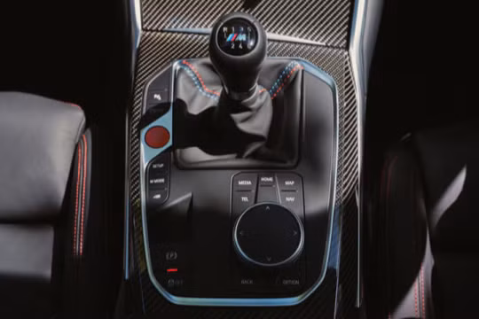 CEO BMW dự báo hộp số sàn sẽ biến mất trong thập kỷ tới