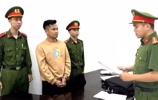 Chiếm đoạt hàng trăm triệu đồng bằng việc rao bán cây cau giống ảo trên mạng
