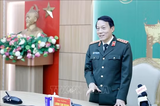 Bộ trưởng Bộ Công an: Hưng Yên phải là điểm sáng an ninh, trở thành cực tăng trưởng bền vững của phía Bắc