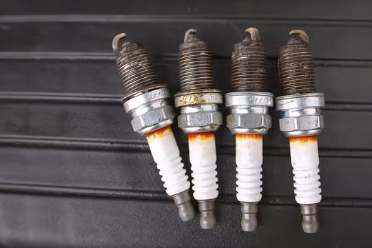 Vì sao xe của bạn nhanh hao bugi hơn bình thường?