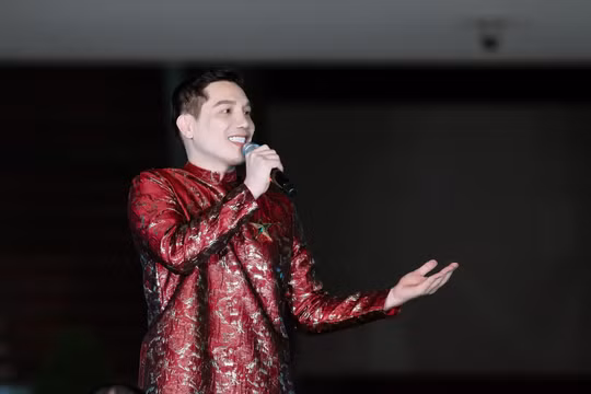Minh Beta - chàng nghệ sĩ đa tài bền bỉ kể câu chuyện Việt từ âm nhạc đến màn ảnh
