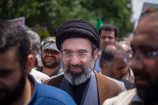 Truyền hình Iran: Con trai ông Ali Khamenei được chọn là tân Lãnh tụ Tối cao