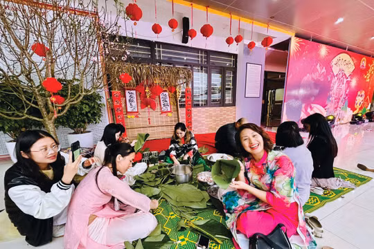 Bánh chưng lan man chuyện