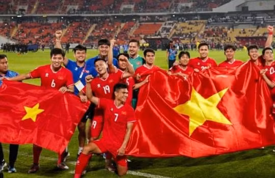 FIFA vinh danh bóng đá Việt Nam sau năm 2025 thống trị khu vực Đông Nam Á