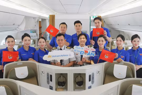 Vietnam Airlines tổ chức “Chuyến bay Thanh niên” chào mừng 95 năm Ngày thành lập Đoàn TNCS Hồ Chí Minh