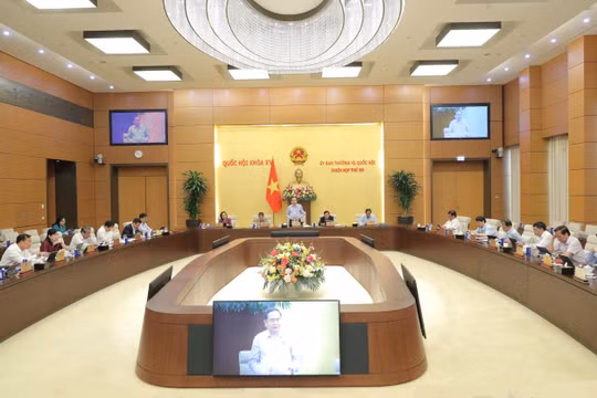 Chuẩn bị kỹ lưỡng, bảo đảm chất lượng các nội dung trình Quốc hội khóa XVI