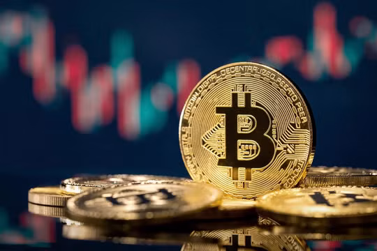 Bitcoin tiến gần mốc 75.000 USD khi căng thẳng chiến tranh Iran hạ nhiệt, giá dầu và vàng giảm