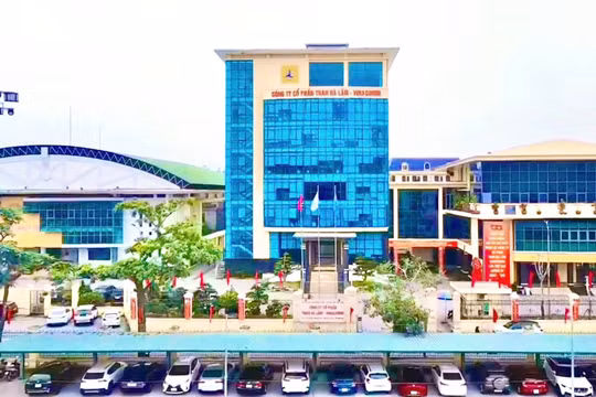 Than Hà Lầm với khát vọng chinh phục những tầng sâu