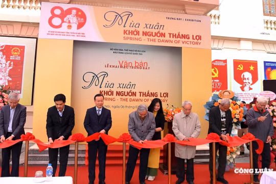 Tái hiện những mùa xuân lịch sử qua trưng bày ‘Mùa Xuân - Khởi nguồn thắng lợi’