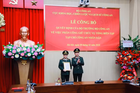 Thiếu tướng Phạm Khải được phân công kiêm nhiệm chức vụ Tổng Biên tập Tạp chí Công an Nhân dân