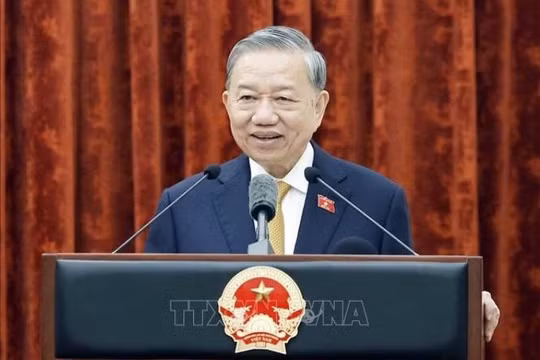 Tổng Bí thư, Chủ tịch nước Tô Lâm gặp mặt cán bộ Văn phòng Chủ tịch nước