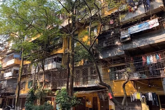 Choáng váng giá nhà tập thể cũ Hà Nội: Căn 12m2 giá hơn 4 tỷ đồng