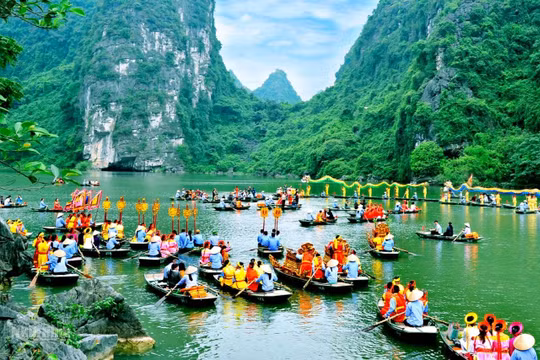 Dự báo thời tiết mùng 3 Tết (19/2): Bắc Bộ và Trung Bộ mưa rét, Nam Bộ tạnh ráo