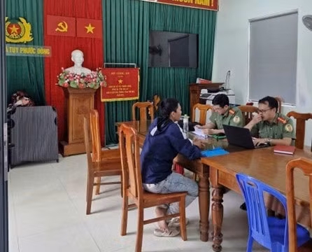 Gia Lai: Xuất cảnh trái phép làm “việc nhẹ, lương cao”, người đàn ông thường xuyên bị đánh đập, chích điện