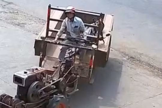 Gia Lai: Thanh niên ngang nhiên trộm xe công nông về sơn lại màu khác