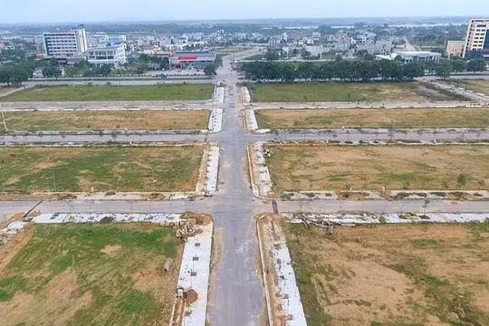 Đất ngoại thành Hà Nội 'nóng': Cách xa trung tâm 40km vẫn có giá 164 triệu đồng/m2