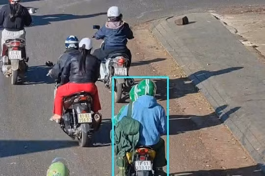 Vụ 2 đối tượng dùng vật nghi súng, xông vào ngân hàng ở Gia Lai: Hé lộ số tiền bị cướp