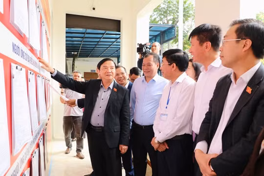Phó Chủ tịch Quốc hội Nguyễn Khắc Định kiểm tra công tác chuẩn bị bầu cử tại Ninh Bình