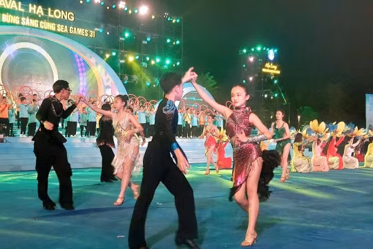Quảng Ninh hủy chương trình nghệ thuật chào hè 2026 ở Hạ Long