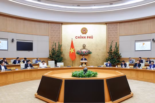 Thể chế, pháp luật tạo động lực mới thúc đẩy tăng trưởng 2 con số