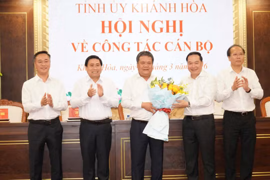 Ông Trần Phong được bầu làm Bí thư Tỉnh ủy Khánh Hòa