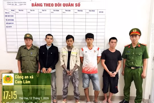 Khánh Hòa: Tạm giữ nhóm tổ chức sử dụng trái phép ma túy trong nhà thuê ở Cam Lâm
