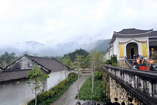 Quảng Ninh tiếp tục nhận tác phẩm dự thi sáng tác logo và slogan nhận diện thương hiệu tỉnh