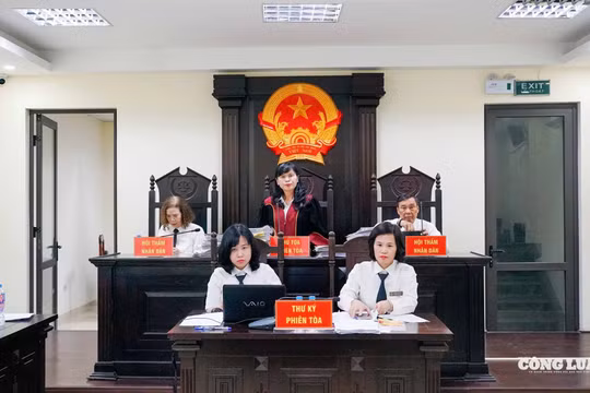 Cựu hiệu trưởng ở Hà Nội nói 'bị truy tố oan' trước cáo buộc thu 15.000 đồng/tiết học thêm