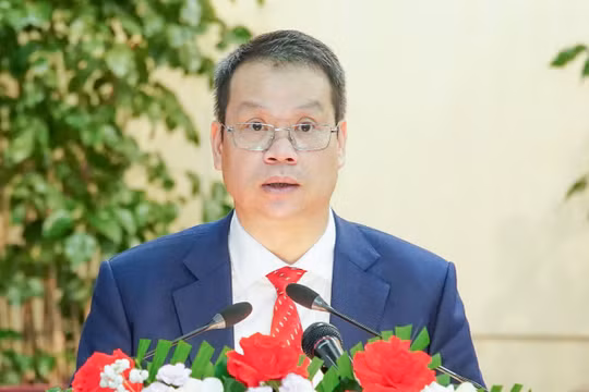 Ông Nguyễn Mạnh Hùng được bầu giữ chức Chủ tịch UBND thành phố Đà Nẵng