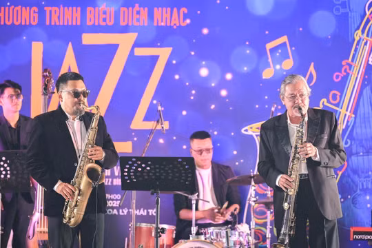Dự án ‘Âm nhạc cộng đồng’ - chương trình nghệ thuật mới trên phố cổ