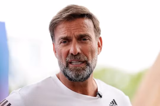 Jurgen Klopp bất ngờ lọt tầm ngắm Real Madrid