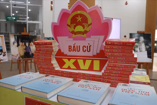 Ngày bầu cử khép lại, trách nhiệm bắt đầu