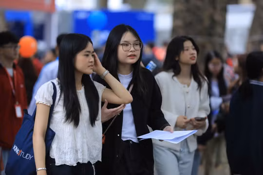 Thí sinh 'rối rắm' chuyện dùng IELTS xét tuyển đại học, Bộ Giáo dục và Đào tạo lên tiếng