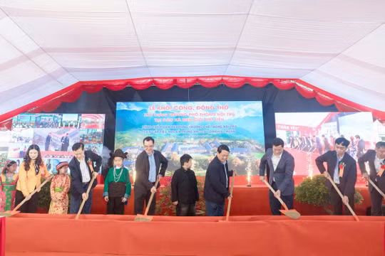 Tuyên Quang: Khởi công đồng loạt 11 trường phổ thông nội trú liên cấp tại các xã biên giới