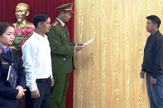 Phát hiện cơ sở sản xuất dấm ăn giả tại Ninh Bình